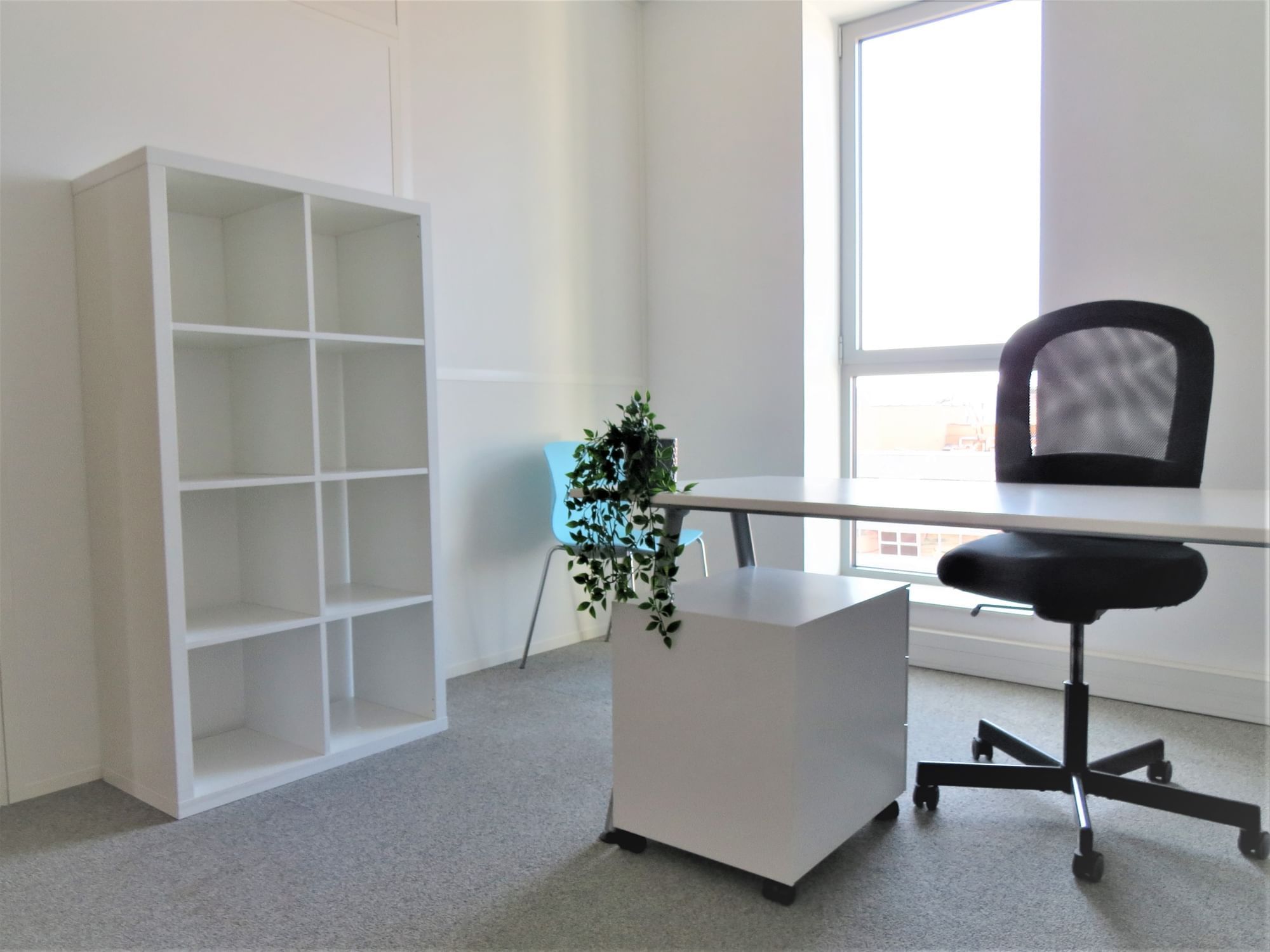 Bureau de passage pour 1 à 3 postes — Nuage B, Nantes