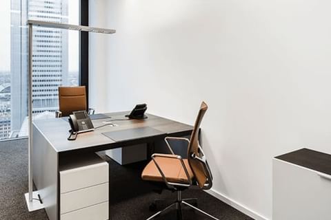 Day office — Contora Office Solutions - Frankfurt Taunusturm, Frankfurt am Main