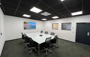 Salle Coffre — Community Work, Roanne