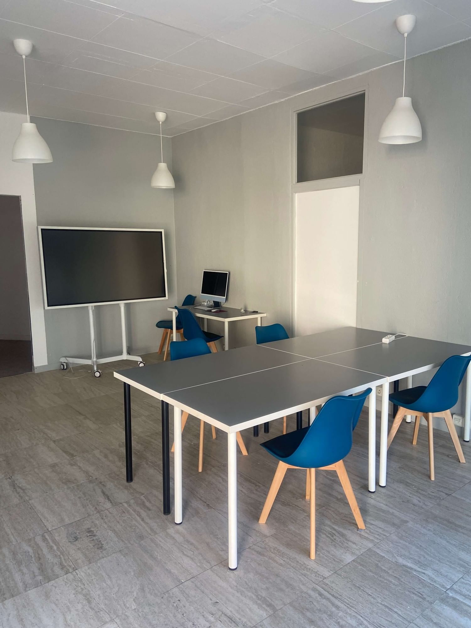 Co-working 5 postes — CRÉA'CUBATOR Draguignan, Saint-Raphaël