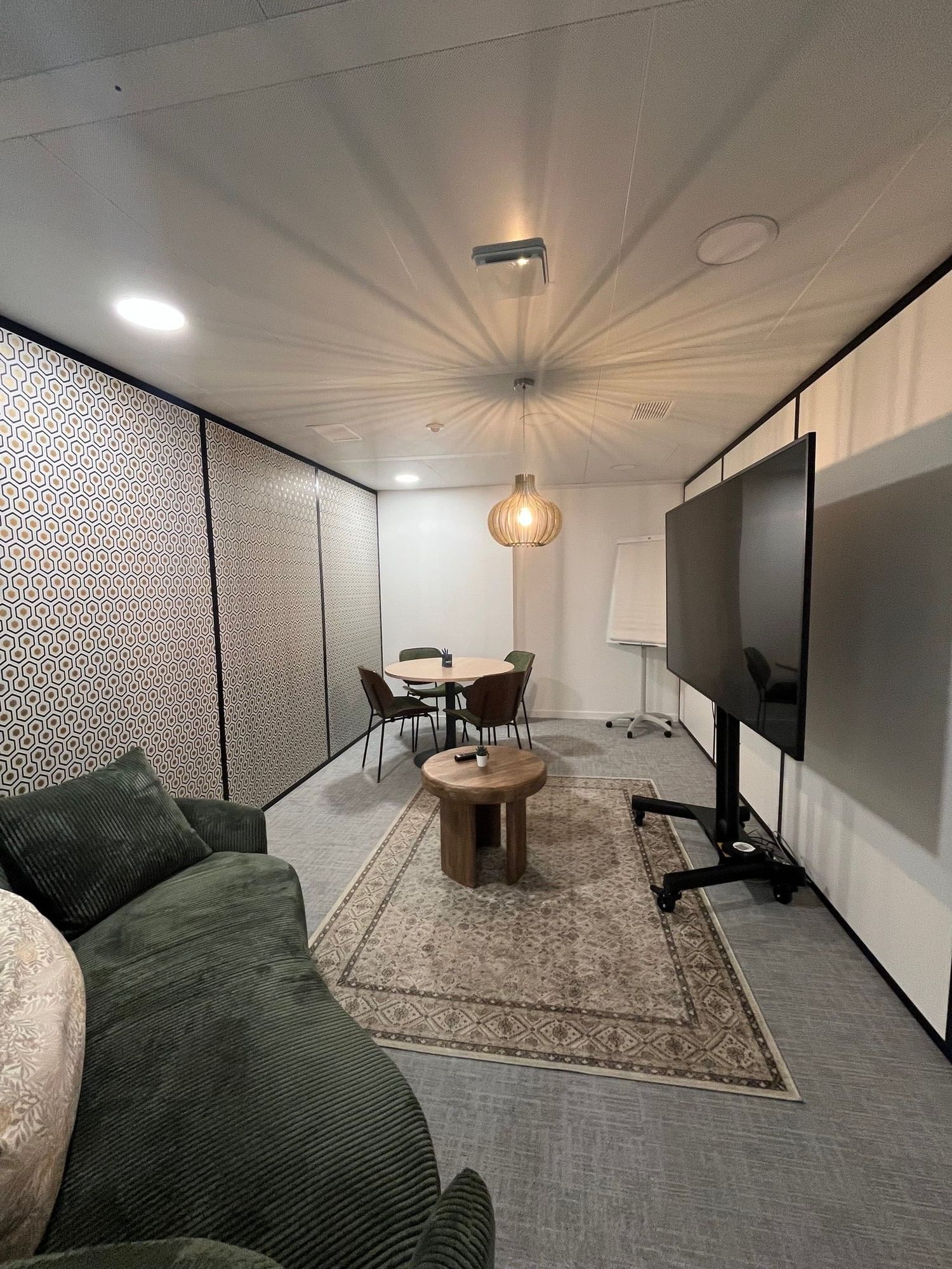 Salle de réunion Doisneau — Mitwit Paris 14 Porte d'Orléans, Montrouge