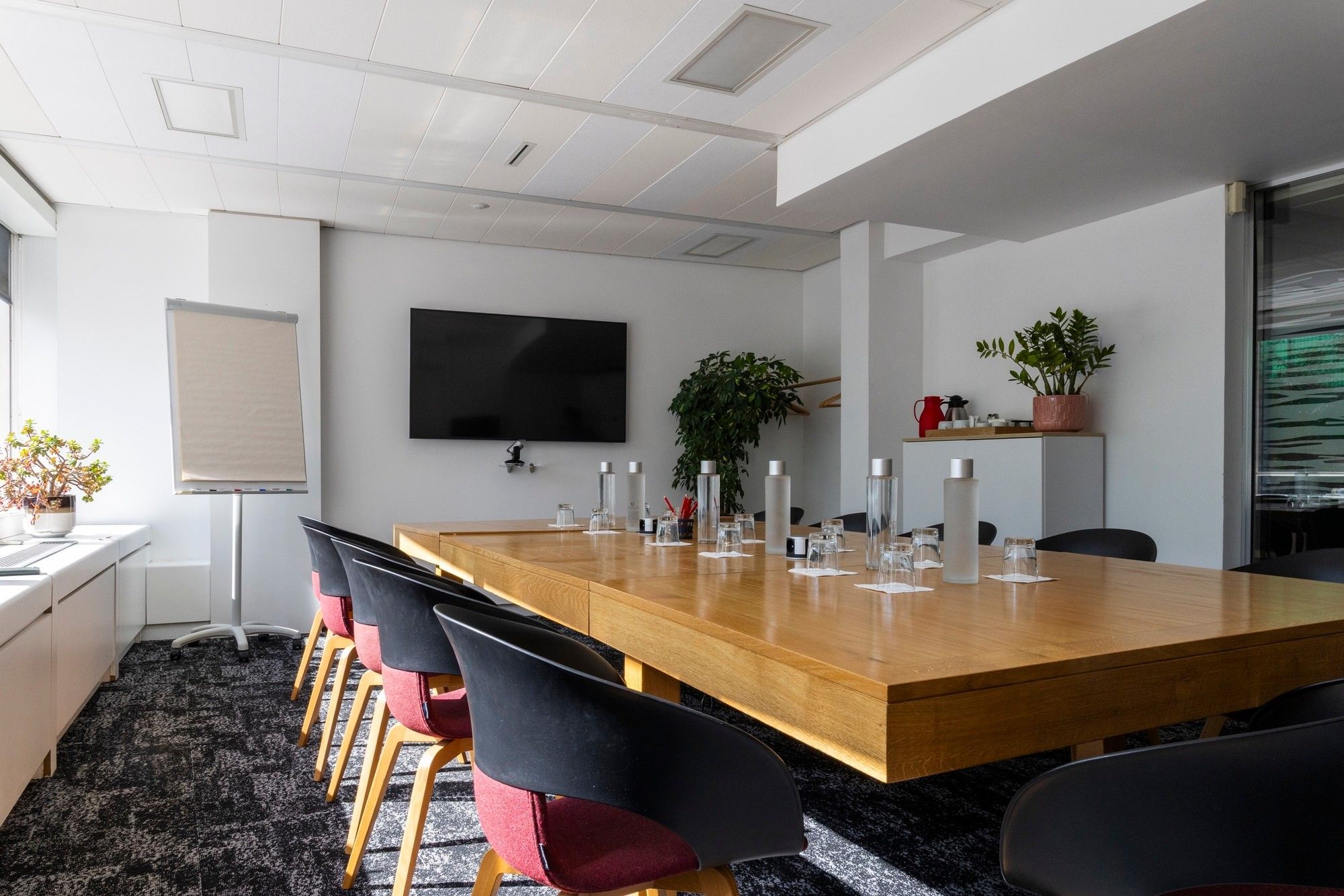 Salle de réunion 30m2 — Emergence Issy-les-Moulineaux, Issy-les-Moulineaux