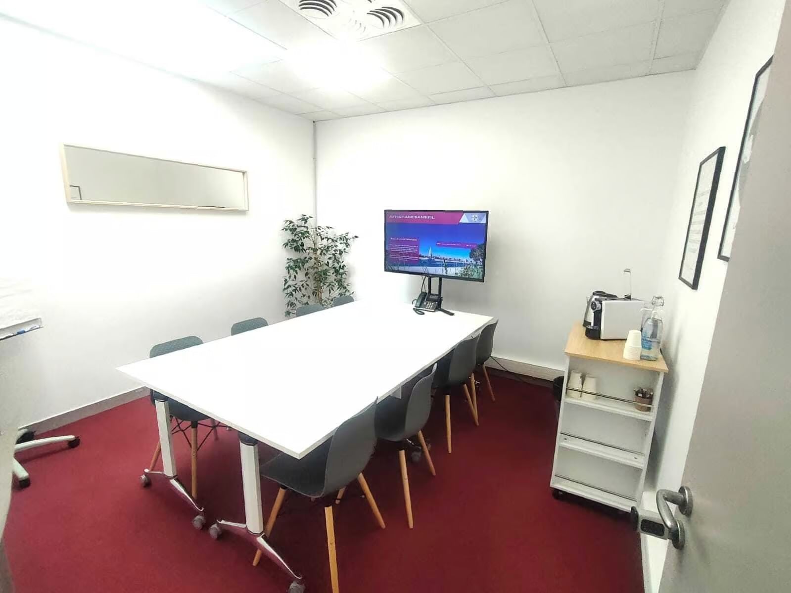 Salle de réunion Amsterdam — S-PACE Business Center, La Rochelle