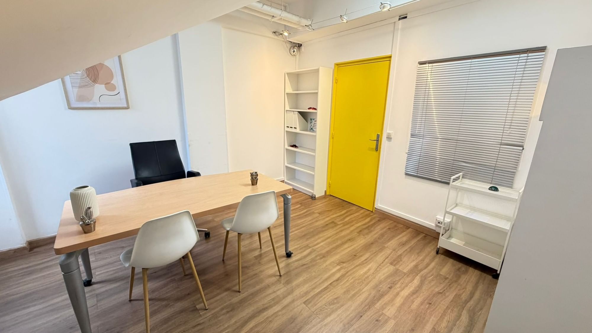 BUREAU PRIVATIF DE 13m² - 21.01 — Facility Center, Serris