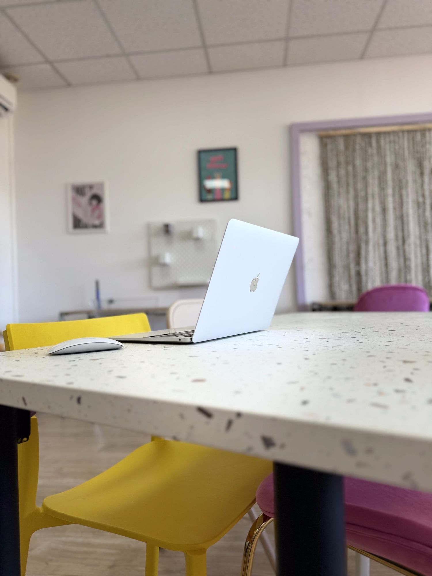 Bureau privatif - nomade — Business Mood, Grasse