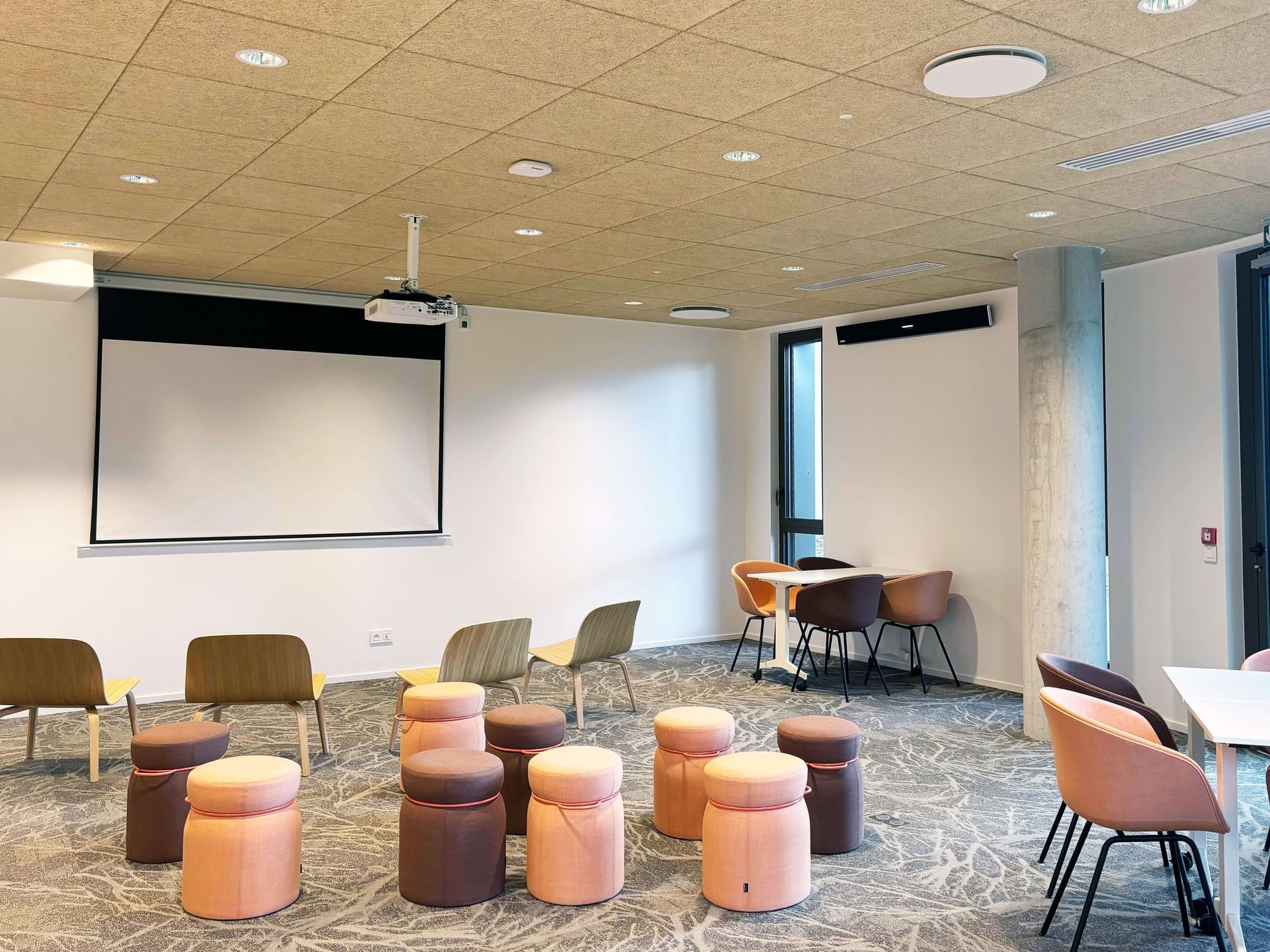 Salle de réunion Scandium — Newton Offices Lime, Limonest