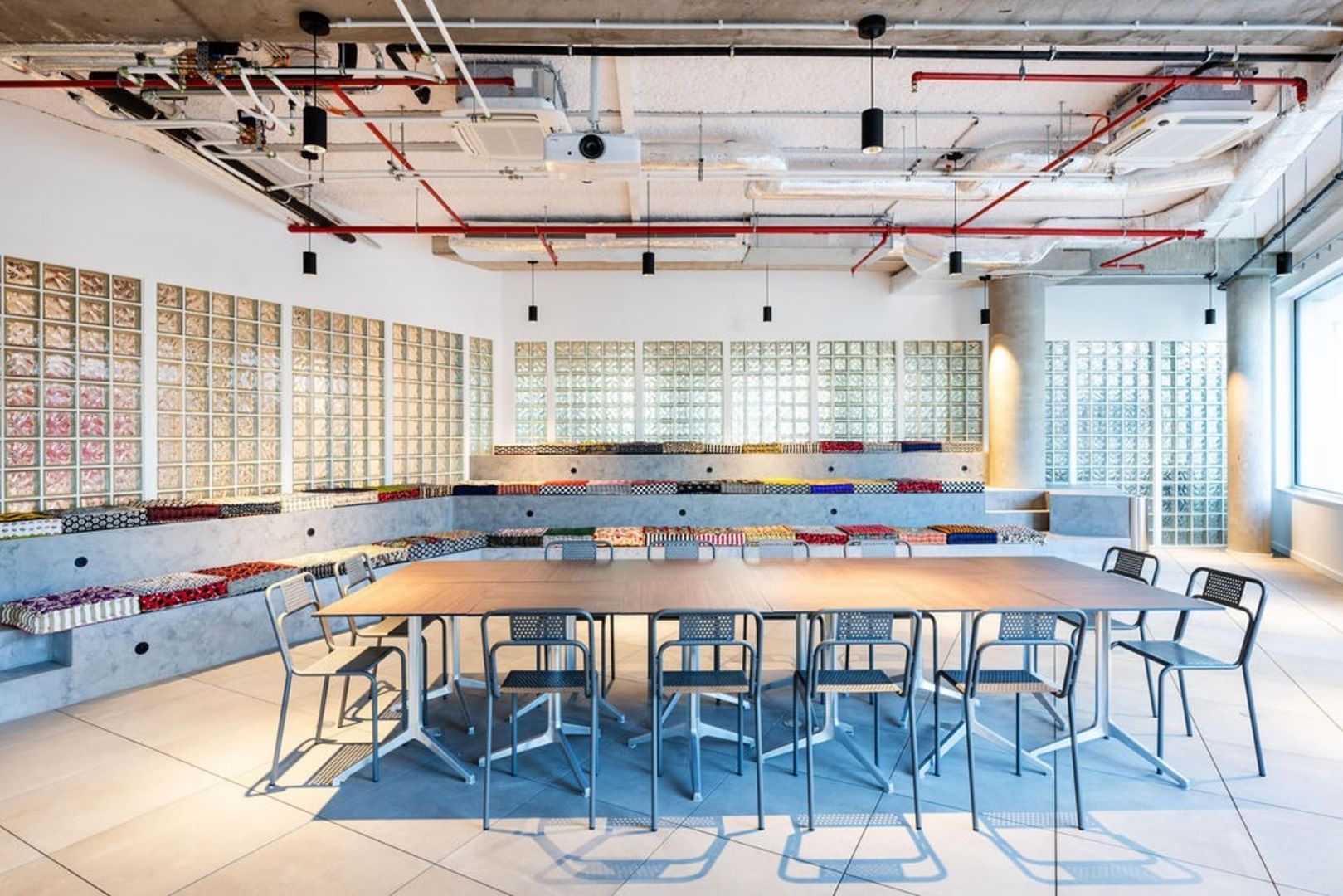 Guillemins — Silversquare Guillemins, Maastricht