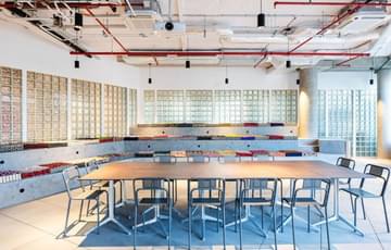 Guillemins — Silversquare Guillemins, Maastricht