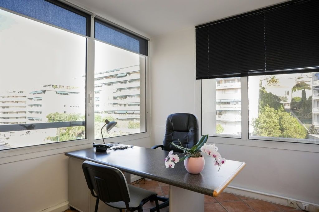 Bureau privatif 1 personne — Acte Cannes, Cannes