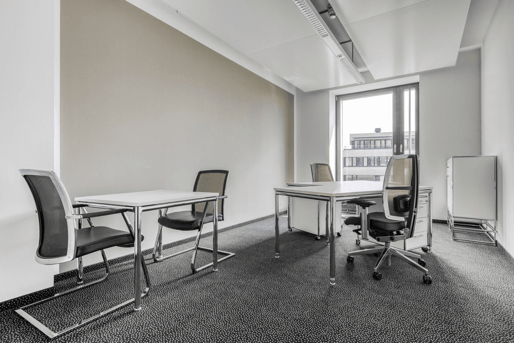 Regus FL, Sanford - West Airport Boulevard, Private office 4 people, Sanford, FL