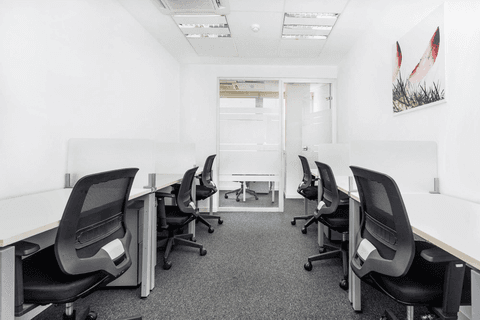 Coworking day pass — Regus EDINBURGH, Princes Street, Edinburgh