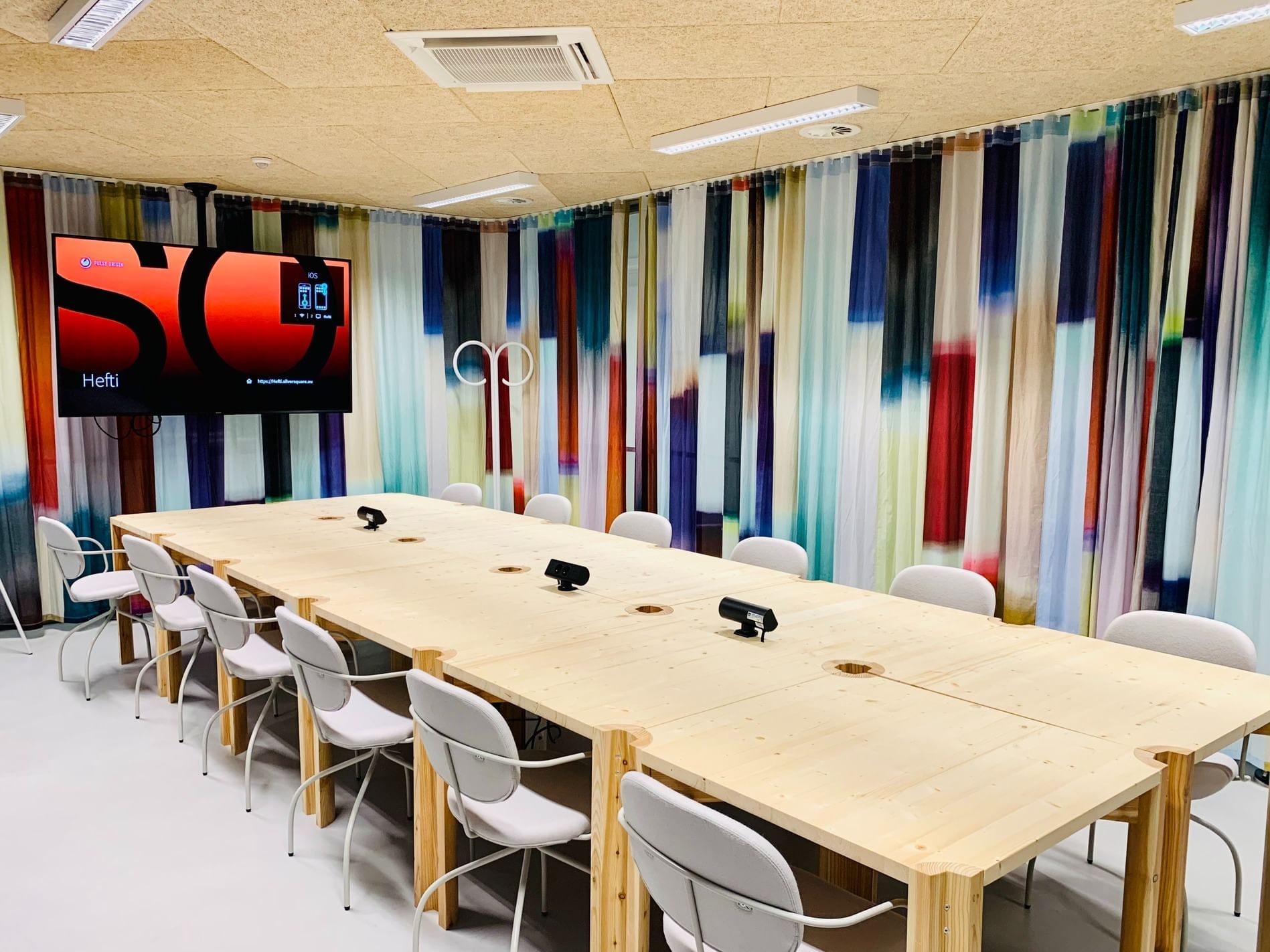 Hefti — Silversquare Central, Brussels