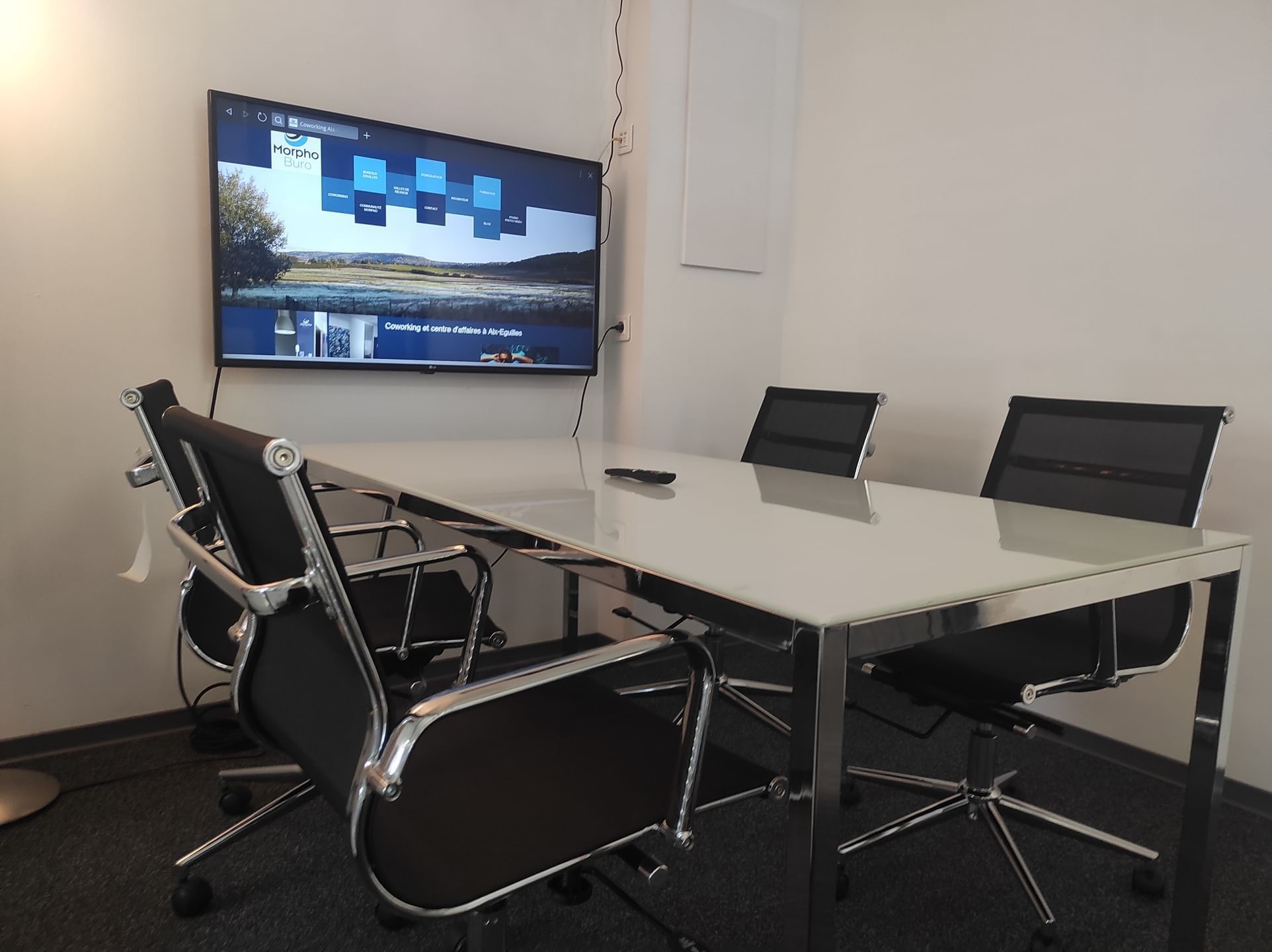 Salle Les carrés de l'Arc — Morphoburo Meyreuil, Marseille