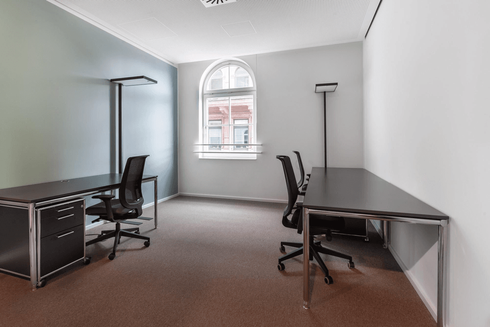 Regus Jakarta, Walton, Private office 3 people, Jakarta