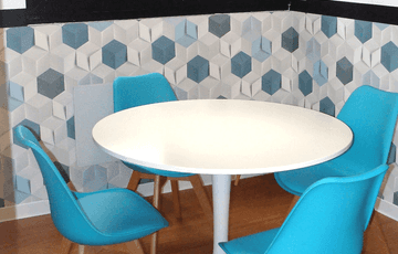 Salle de réunion 2-4 personnes — Coworking Besançon, Besançon