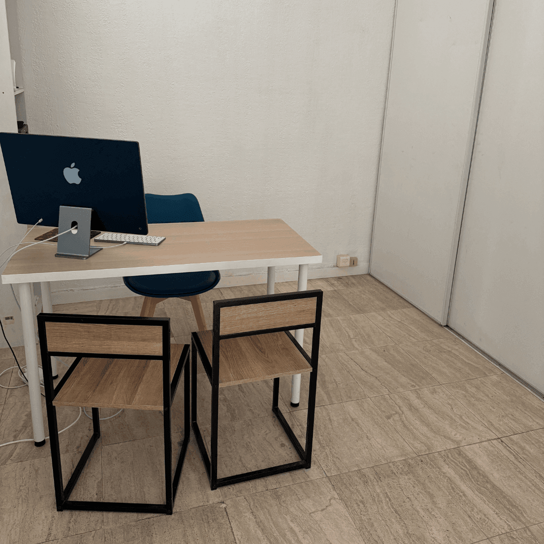 Bureau privé 1 personne — CRÉA'CUBATOR Draguignan, Saint-Raphaël