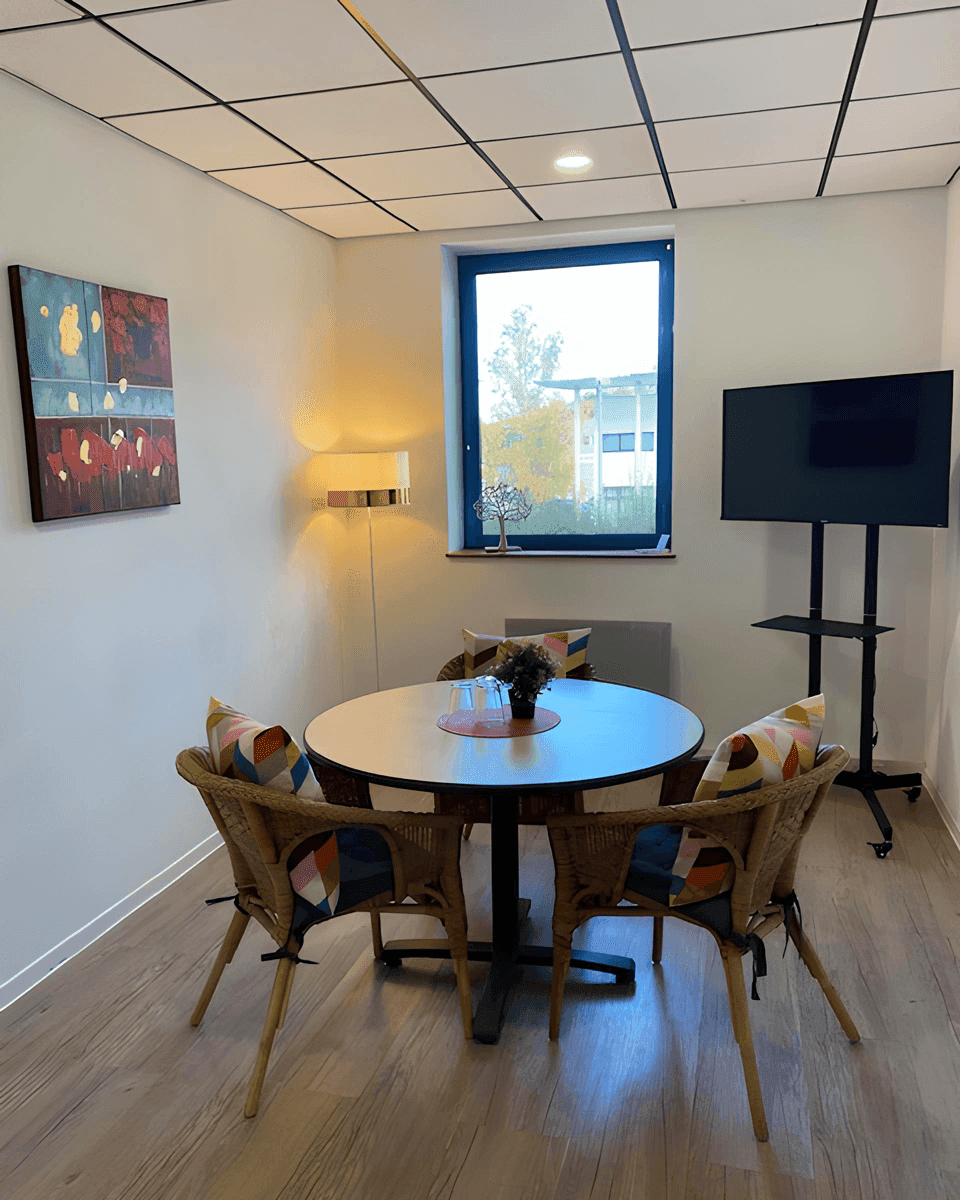 Bureau Rouge — Dom CO-WORK, Aix-les-Bains