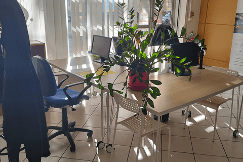Coworking journée — Locaux Motiv' Miramas, Salon-de-Provence